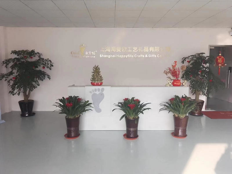 中国 Shanghai Happyfills CRAFTS&GIFTS Co., Ltd. 企業収益 