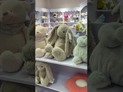 Plush幼児は快適で安全な赤ん坊の幼児つま先のウサギの頭部の靴に蹄鉄を打つ